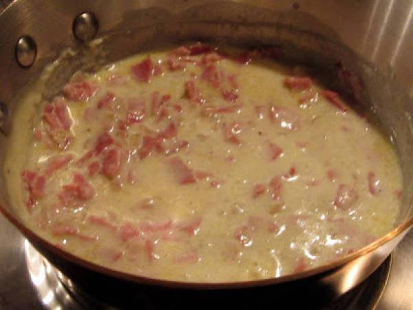 Chausson au jambon - Schinkenblätterteigtaschen - Préparation etape 3