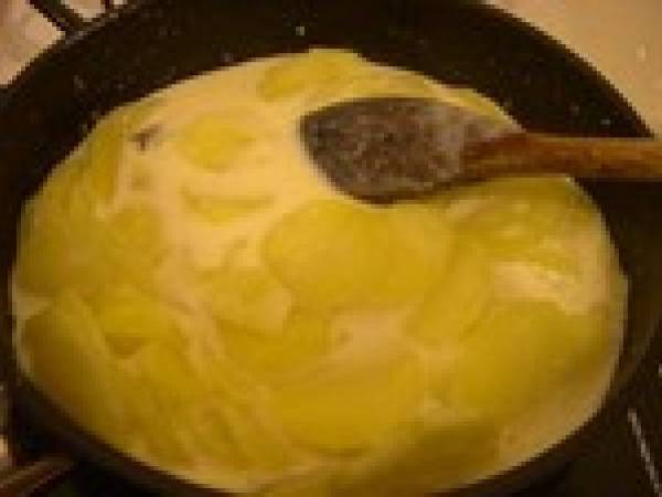 Gratin de pommes de terre au confit de canard - Préparation etape 4