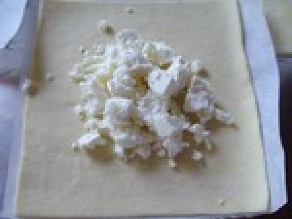 Feuilleté aux Asperges Vertes et Féta - Préparation etape 1