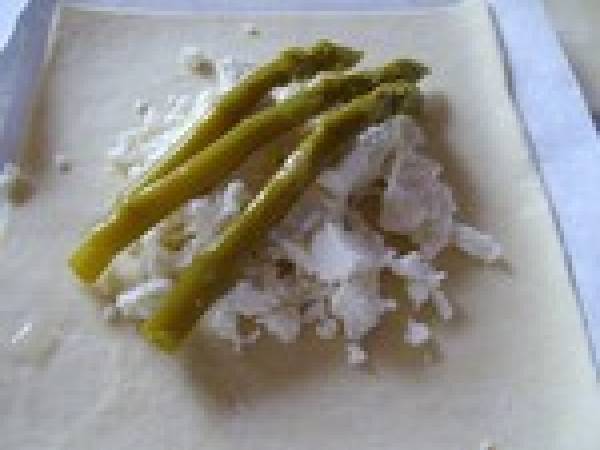 Feuilleté aux Asperges Vertes et Féta - Préparation etape 2