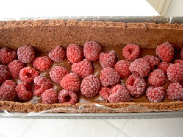 Bûche sans gluten au chocolat et à la framboise - Préparation etape 3