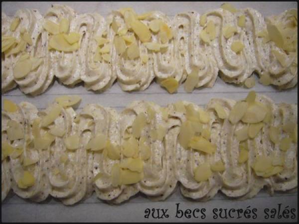 Bûche aux marrons et crème brûlée à la pistache - Préparation etape 4