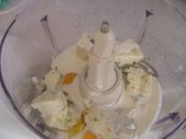 Petites bouchées apéritives aux roquefort - Préparation etape 1