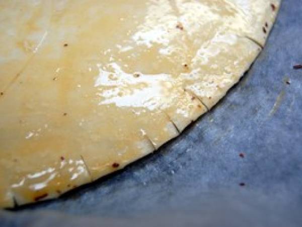 Galette des rois frangipane, poires & chocolat - Préparation etape 5