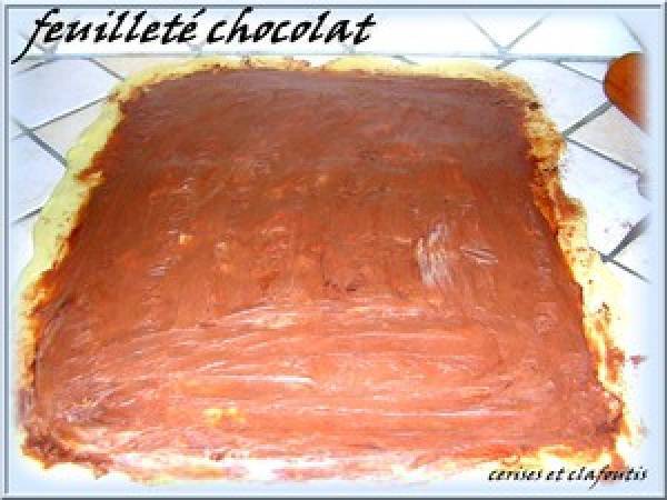 PATE FEUILLETEE AU CHOCOLAT : GALETTE CREOLE - Préparation etape 2