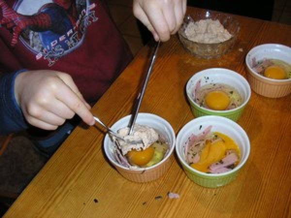 Oeufs cocotte au jambon - Préparation etape 6