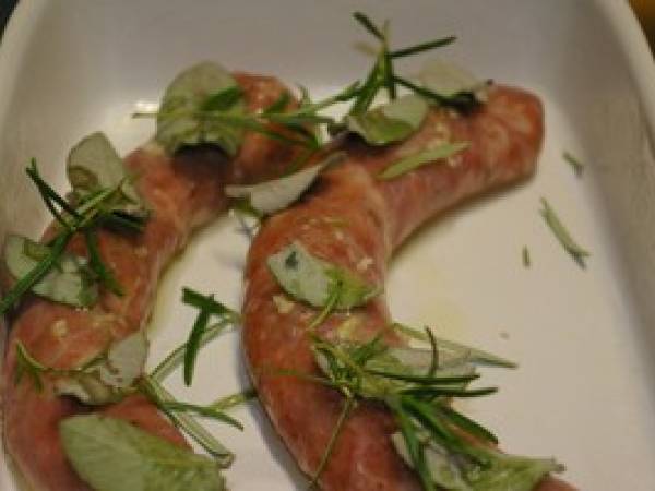 Saucisses italiennes, sauce rustique aux oignons - Préparation etape 3