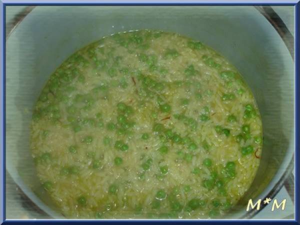 Cocktail de fruits de mer, riz au petits pois et pistils de safran - Préparation etape 1