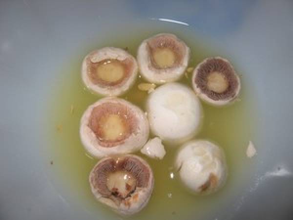 Petits champignons farcis au jambon et au boursin - Préparation etape 3
