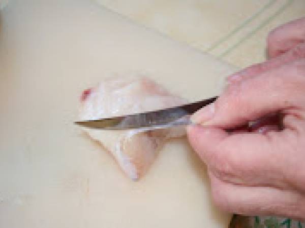 JOUES DE LOTTE AU VIN JAUNE ET MORILLES - Préparation etape 1