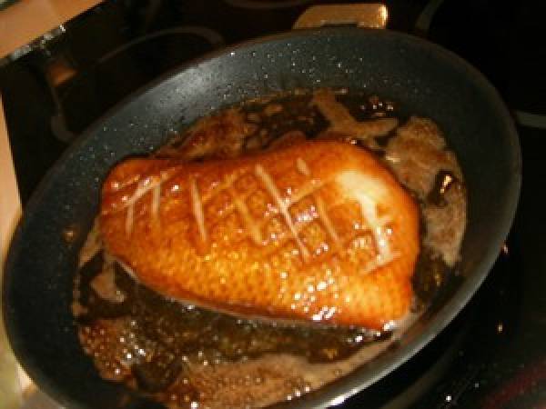 Magret de canard au miel et cannelle - Préparation etape 1