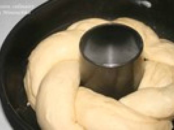 Brioche torsadée aux raisins secs et amandes - Préparation etape 6