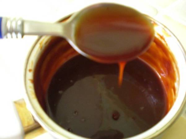 CREME AUX OEUFS SUR SON LIT DE CARAMEL AU BEURRE SALE - Préparation etape 1