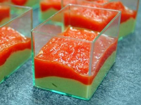 Verrine avocat, poivron & crème fouettée aux crevettes... - Préparation etape 3