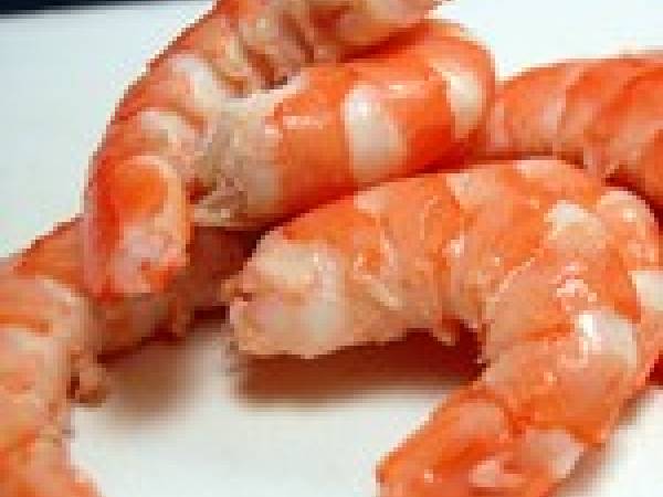 Verrine avocat, poivron & crème fouettée aux crevettes... - Préparation etape 4