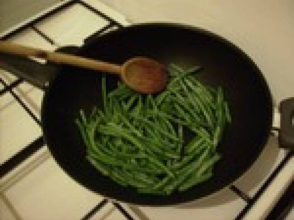 Mon premier wok : sauté de dinde aux petits légumes!! - Préparation etape 1