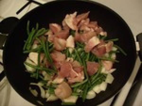 Mon premier wok : sauté de dinde aux petits légumes!! - Préparation etape 2