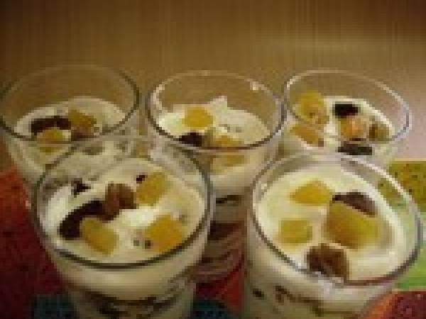 Verrines au carré frais, tomates séchées et fruits secs - Préparation etape 5