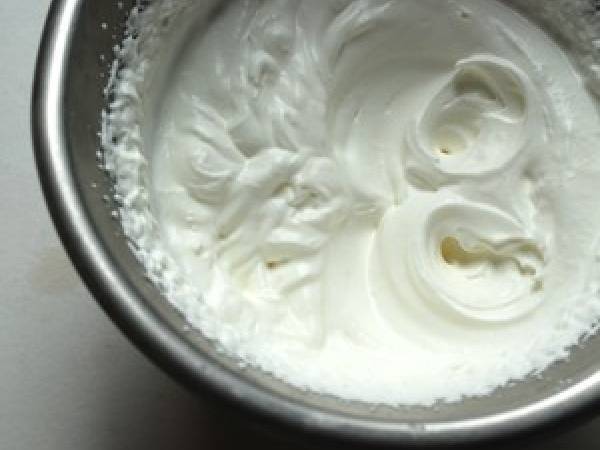 Bavarois figues/pruneaux au muscat - Préparation etape 3