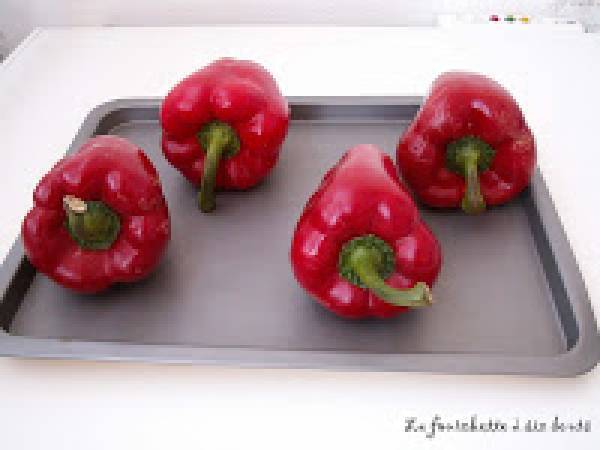 Cuire, peler et épépiner des poivrons rouges - Préparation etape 1
