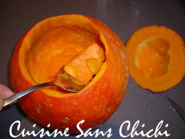 Potage de potimarron en soupière et ses petits croûtons - Préparation etape 4