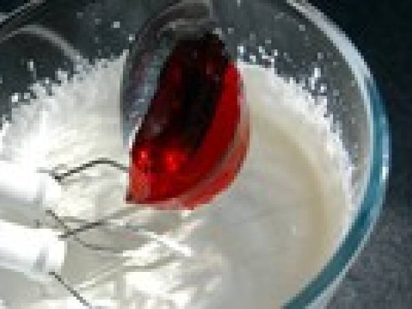 Petits pots de chantilly... à la groseille ! - Préparation etape 3