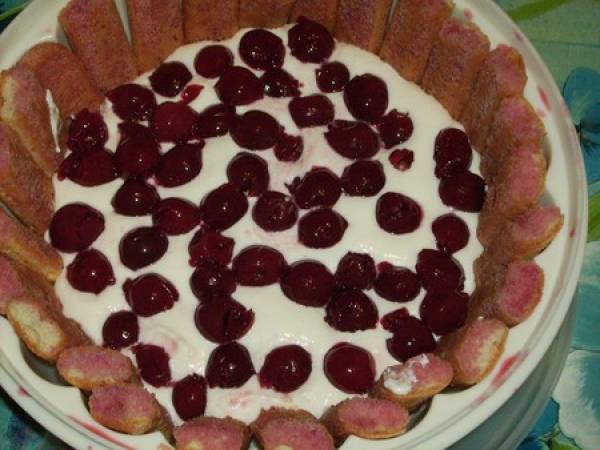 CHARLOTTE AUX CERISES - Préparation etape 3