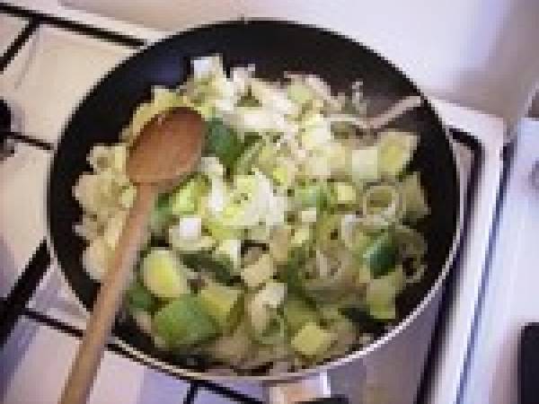 Aumonières à la bretonne : poireau, chèvre et miel - Préparation etape 4