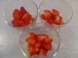 Etape 3 - Coupe de fraises à la chantilly