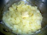 Etape 3 - Pommes de terre écrasées aux cèpes et... saucisses grillées!