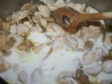 Etape 2 - Fusilli au poulet, champignons et huile de truffe