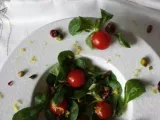 Etape 4 - Salade de mâche aux cranberries et pistaches