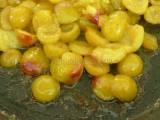 Etape 1 - Feuillet&eacute;s tress&eacute;s aux mirabelles