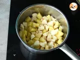 Etape 1 - Velouté de topinambour, pomme de terre et lard