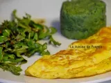 Etape 3 - Salade de pissenlits, omelette et purée à la spiruline