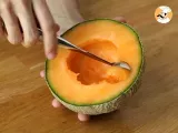 Etape 1 - Salade de melon dans un melon