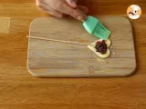 Etape 4 - Coeurs feuilletés extra croustillants pie pops à la framboise et chocolat