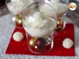 Etape 8 - Verrines coco façon Raffaello sans cuisson - un dessert féérique dans une boule à neige