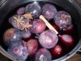 Etape 1 - Figues confites au vin rouge et épices