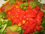 Etape 6 - Compotée de poivrons-tomates sur tranches de thon fumé et lit de mâche