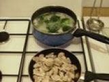 Etape 1 - Petit gratin léger poisson-brocolis-champignons