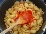 Etape 4 - Macaronis lardon, sauce tomate