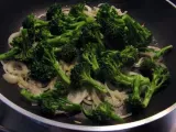 Etape 6 - Queue de veau dans une sauce au Gorgonzola et aux jeunes pousses de brocoli