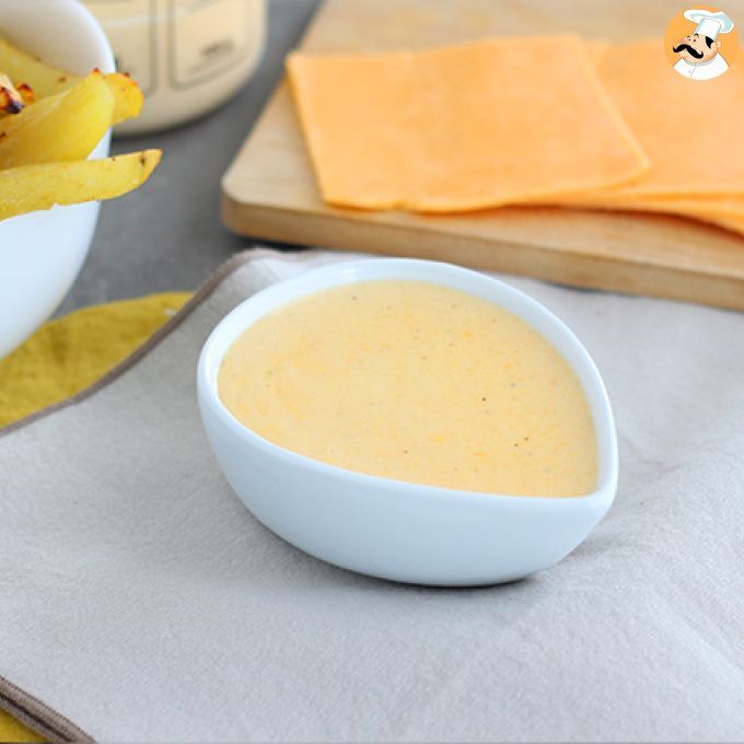 Sauce fromage Cheddar {recette maison facile et rapide}