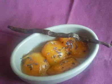 Abricots rôtis à la lavande
