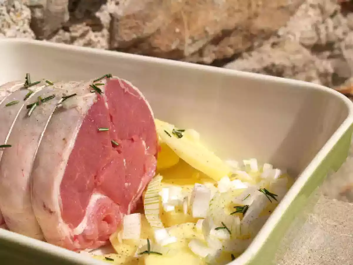 Agneau pascal au romarin et pommes de terre