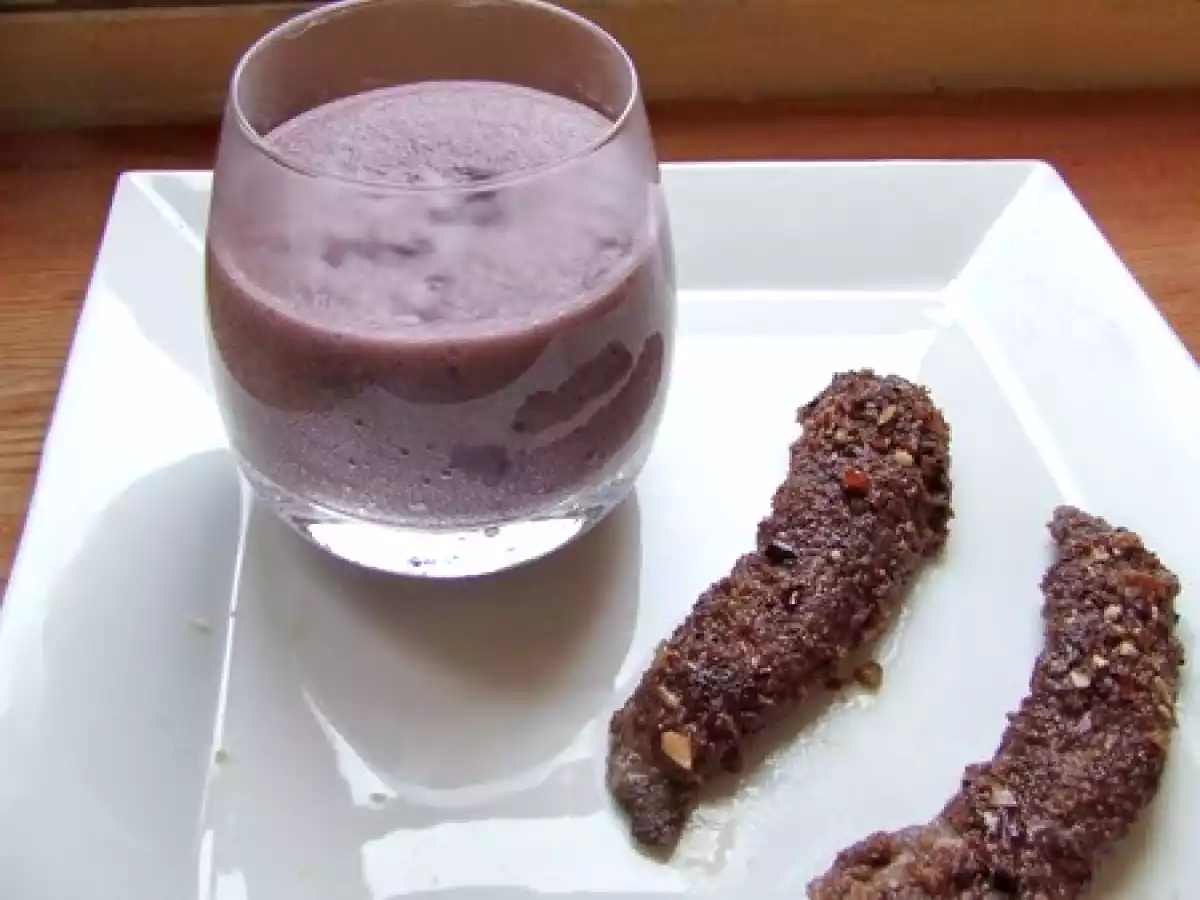Aiguillettes de canard aux noisettes & cacao, espuma de vitelotte au vin rouge