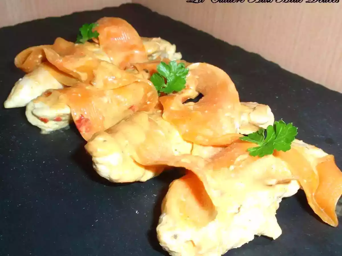 Aiguillettes de poulet sauce moutarde et ses tagliatelles de carottes - photo 2