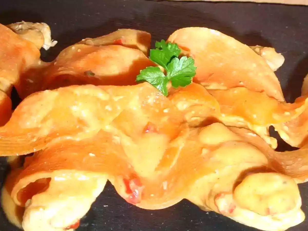 Aiguillettes de poulet sauce moutarde et ses tagliatelles de carottes - photo 3