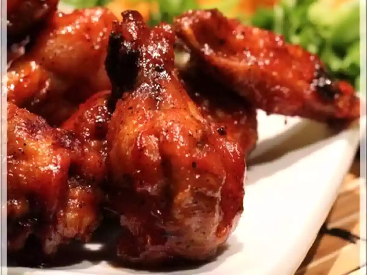 Ailes en sauce Bull's Eye Buffalo de la Cage aux sports